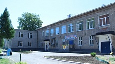 Входная группа Детский сад № 261 (бывш. 130).  Шестнадцатая,  36а